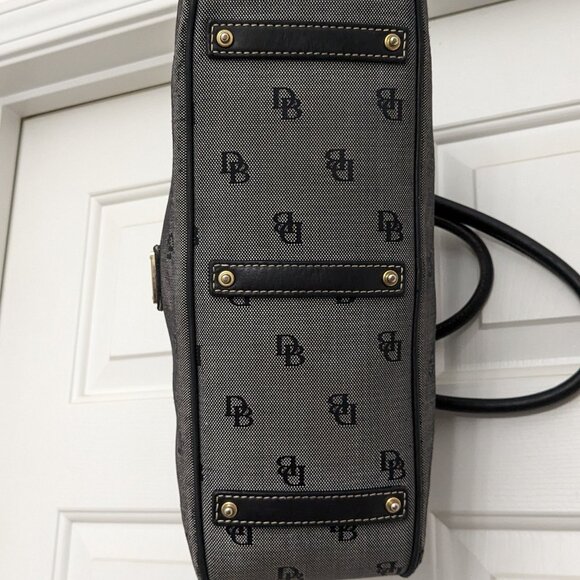 Dooney & Bourke Signature Quilted Logo Zip Zip Black Satchel - Picture 6 of 15